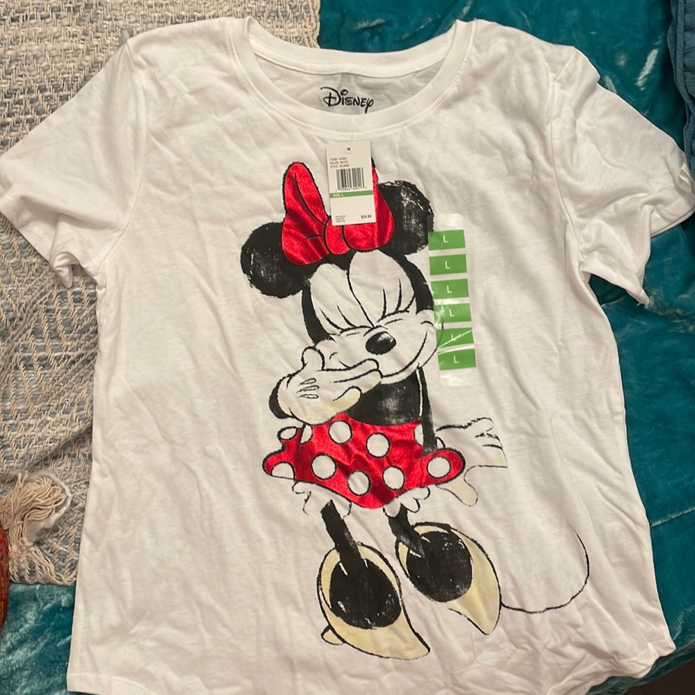 NEW Disney Minnie Mouse T-Shirt